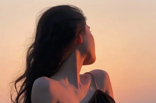 董宇辉与相宜双双带货翻车引起广大网民不满