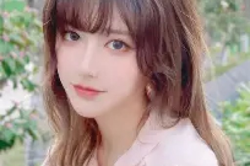 大批明星集体翻车董宇辉遭遇网友：这一次狼真的来了
