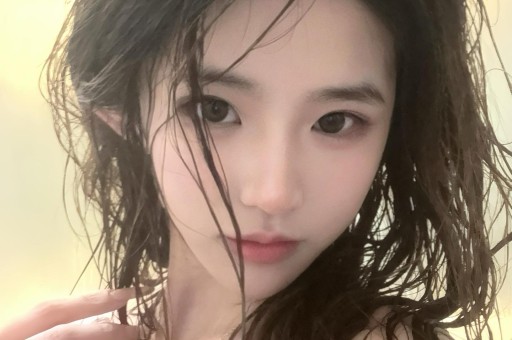 网红黄一鸣账号被封：从自曝未婚生女到遛狗冲突网红生涯大翻车