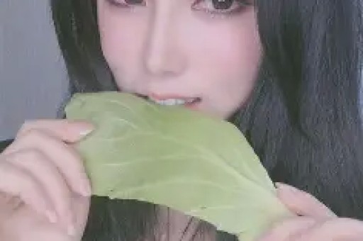 1天4瓜！离婚、全网被封禁、被逼发身体私密照、韩红最让人意外